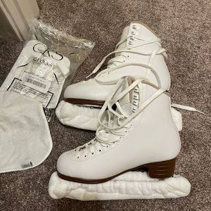 Jackson Ultima Women's Excel Beginner Ice Skates